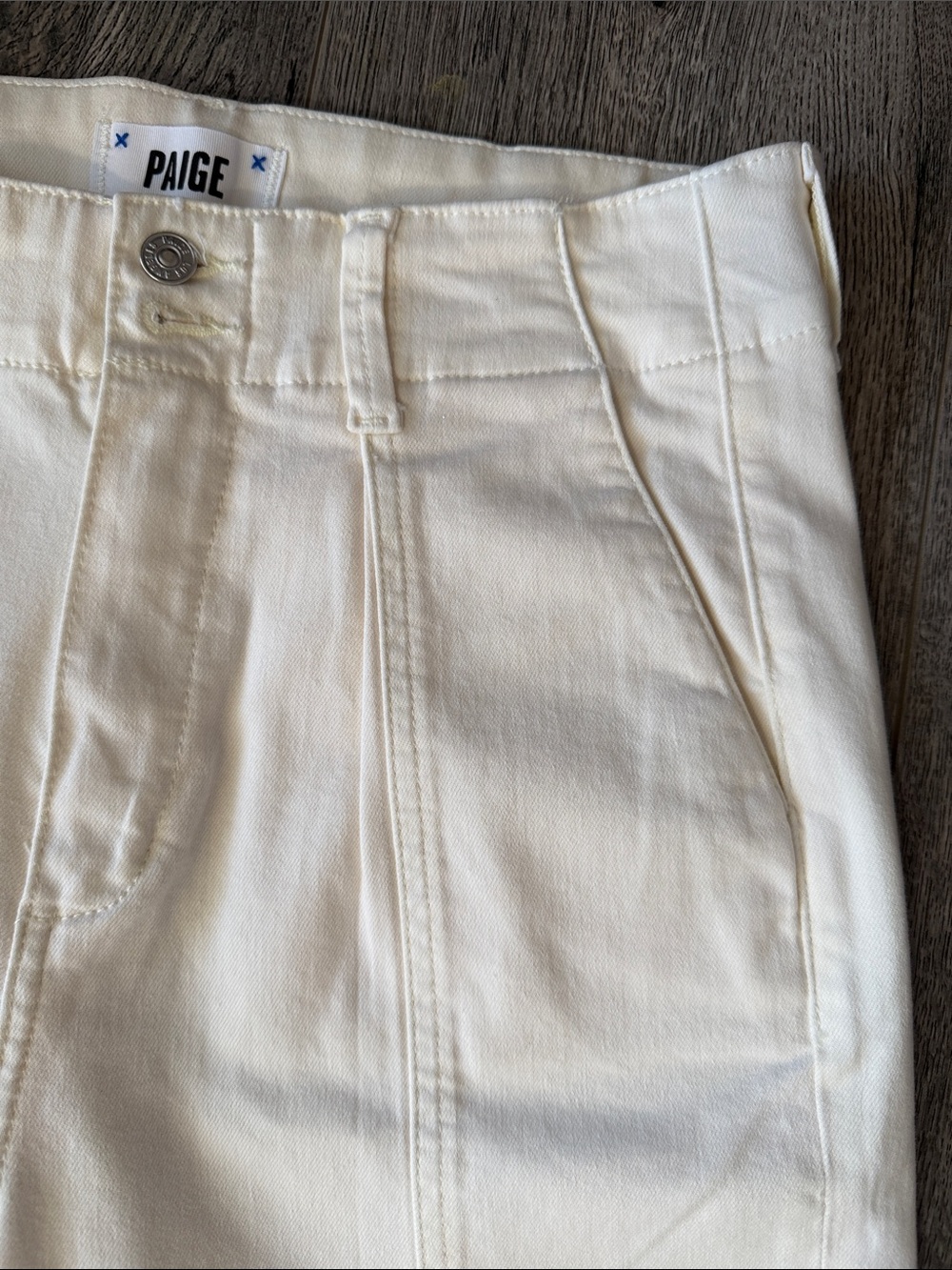 PAIGE High-Rise Wide Leg Jeans in Off-White/Cream - Picture 6 of 11